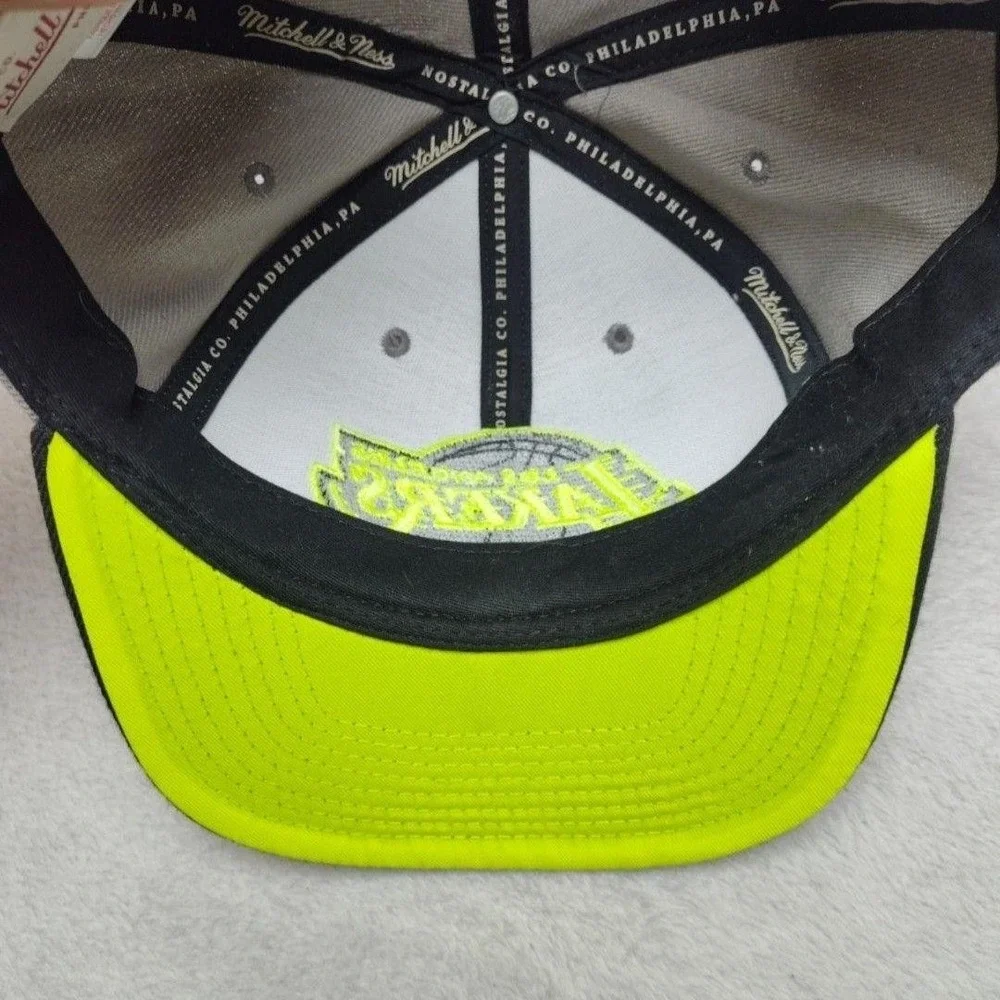 Los Angeles Lakers Mitchell & Ness Hat Cap Snap Back Mens Gray Neon Logo NBA